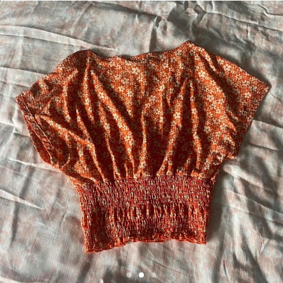 Floral orange crop top - Picture 2 of 3